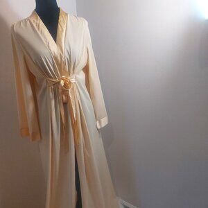 Gossard Artemis Hollywood Moviestar - Robe- Cream & Gold - Size M